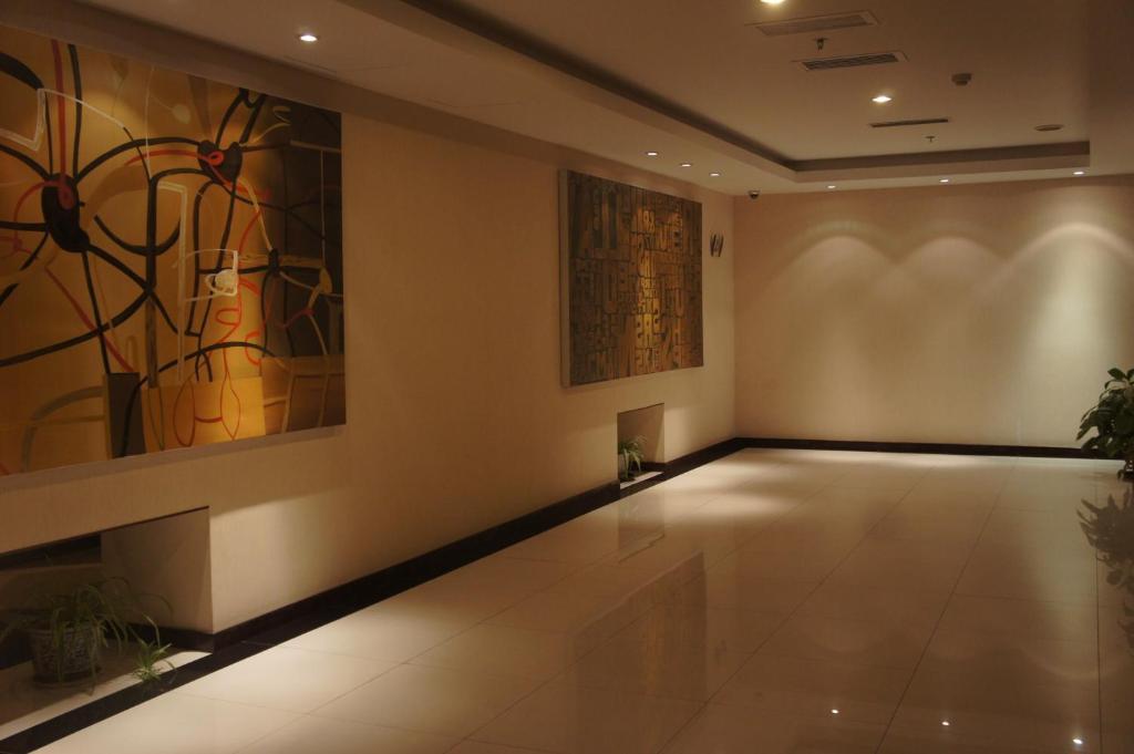 Shanghai Baron Business Bund Hotel Værelse billede