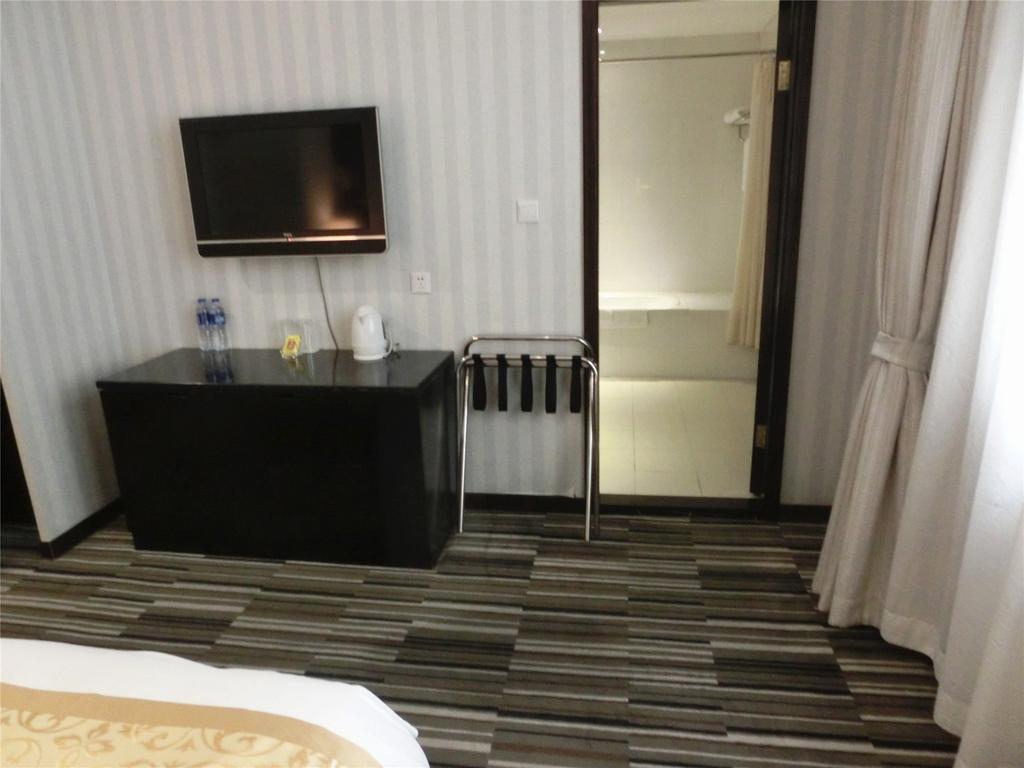 Shanghai Baron Business Bund Hotel Værelse billede